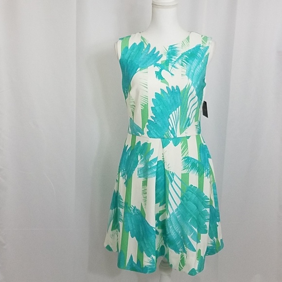 Just Taylor Size 8 Green and Blue New - Picture 1 of 8